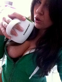 HotAndMean's lesbian